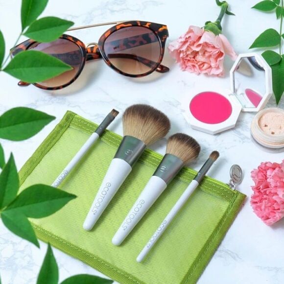 EcoTools | makeup bushes  - Picture 1 of 5